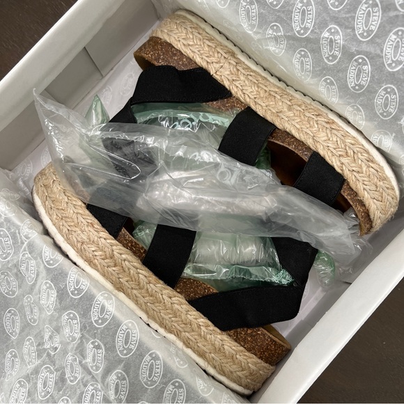 Steve Madden “Kimmie” - Picture 13 of 16